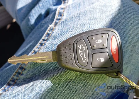 2006 Chrysler 300 from USA, damaged, VIN 2C3LA43R36H513831